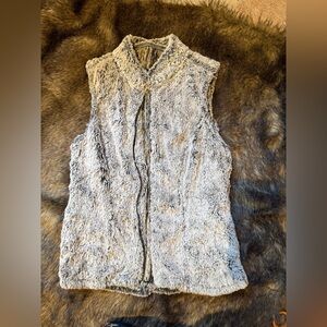 True Grit Textured Gray Fleece Vest